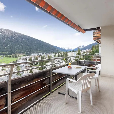 Guardaval Apartment Davos