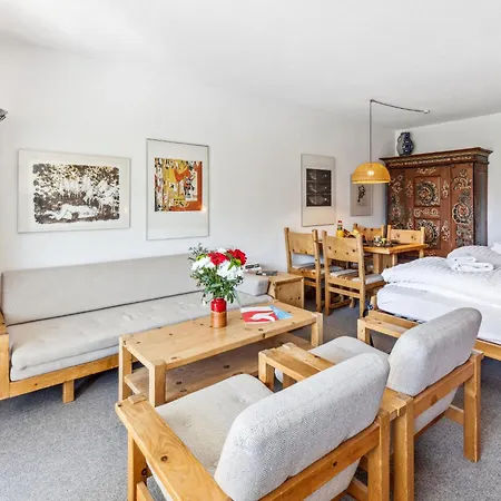 Apartment Guardaval Davos