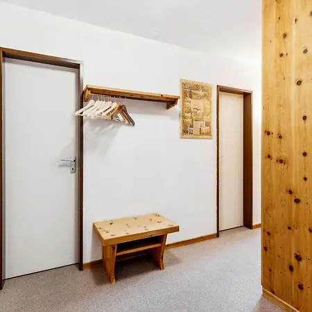 Apartment Guardaval *