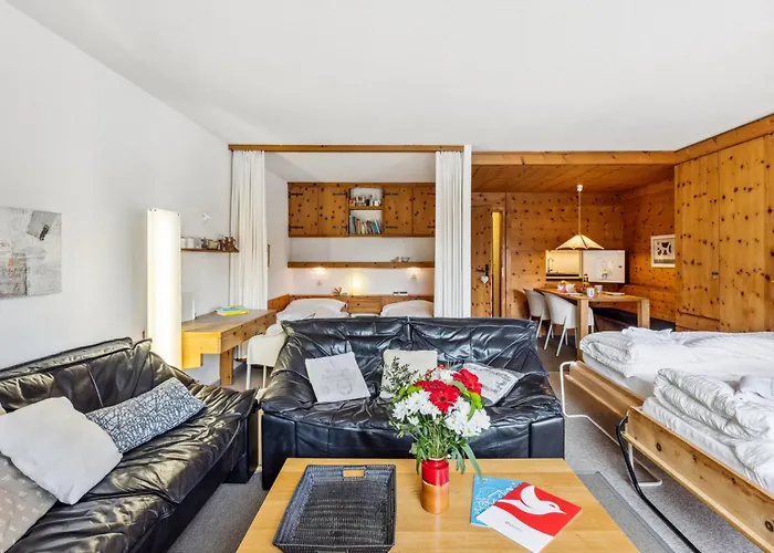 Guardaval 101 By Interhome