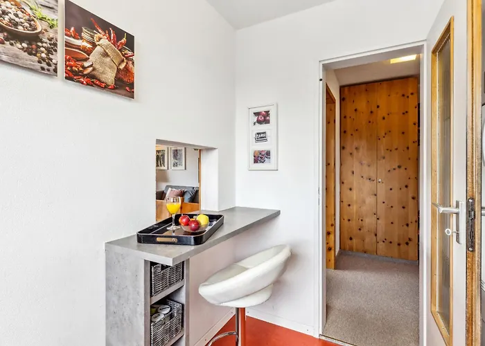 Guardaval 101 By Interhome * دافوس