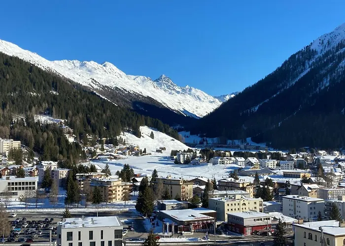 Guardaval 101 By Interhome *